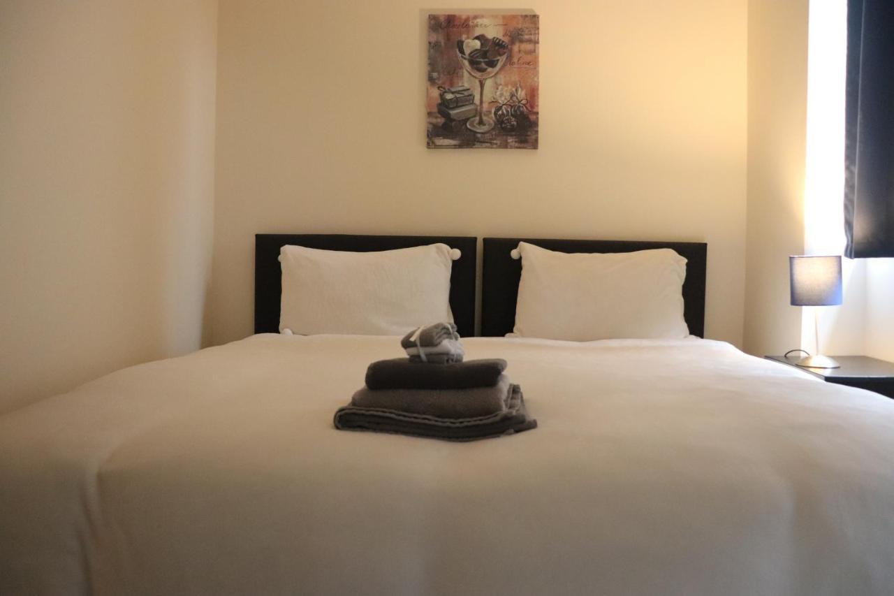 Dockside Lodge Liverpool Bagian luar foto
