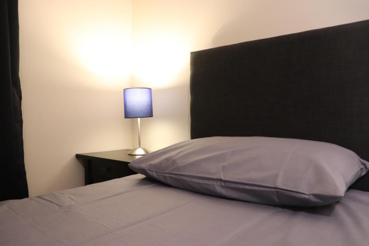 Dockside Lodge Liverpool Bagian luar foto