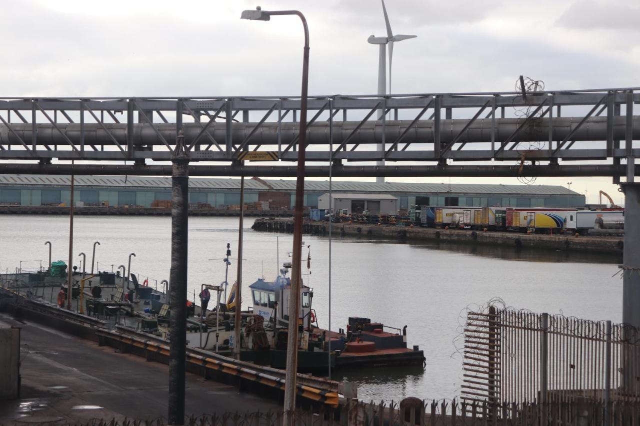 Dockside Lodge Liverpool Bagian luar foto