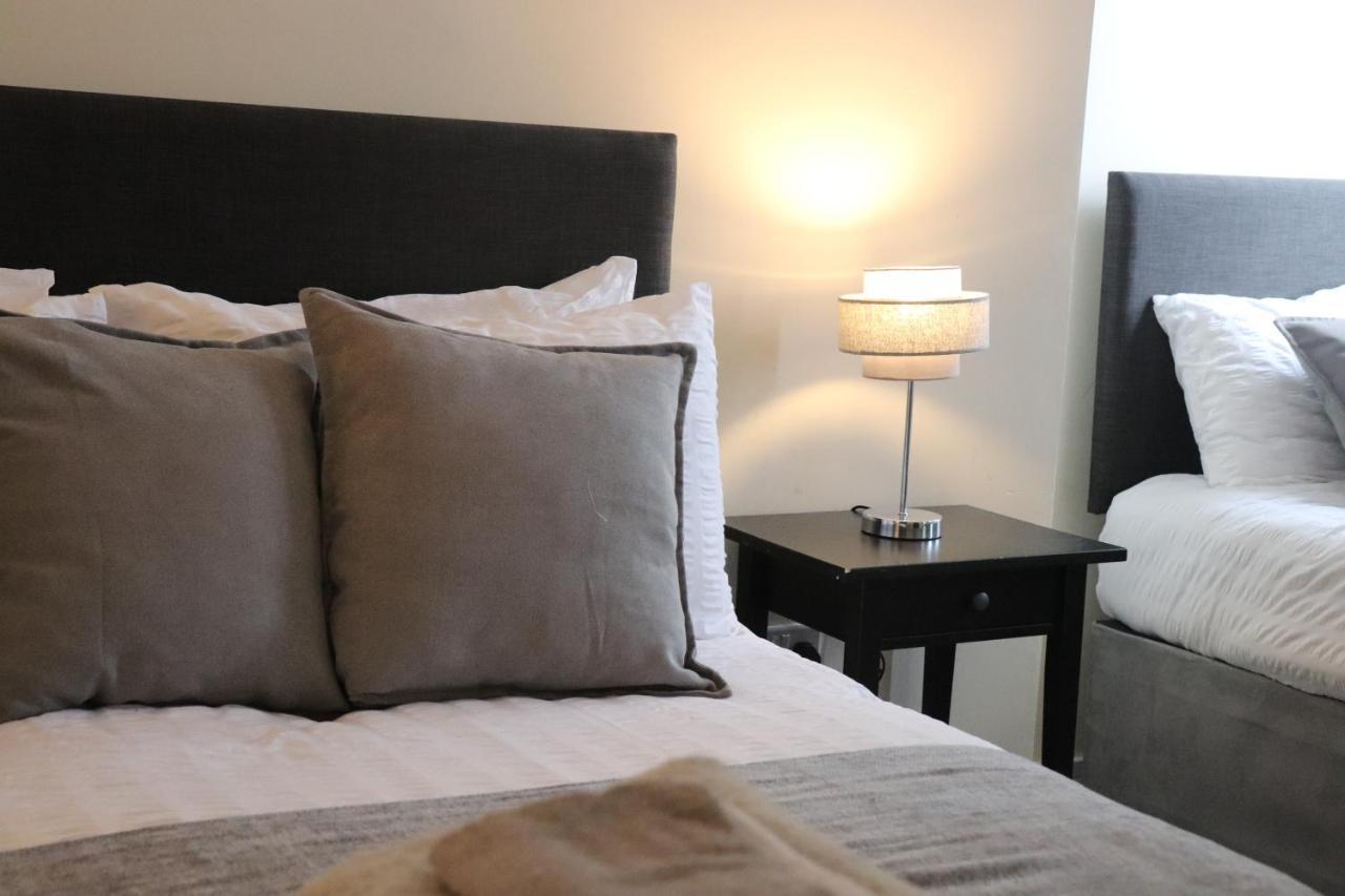 Dockside Lodge Liverpool Bagian luar foto