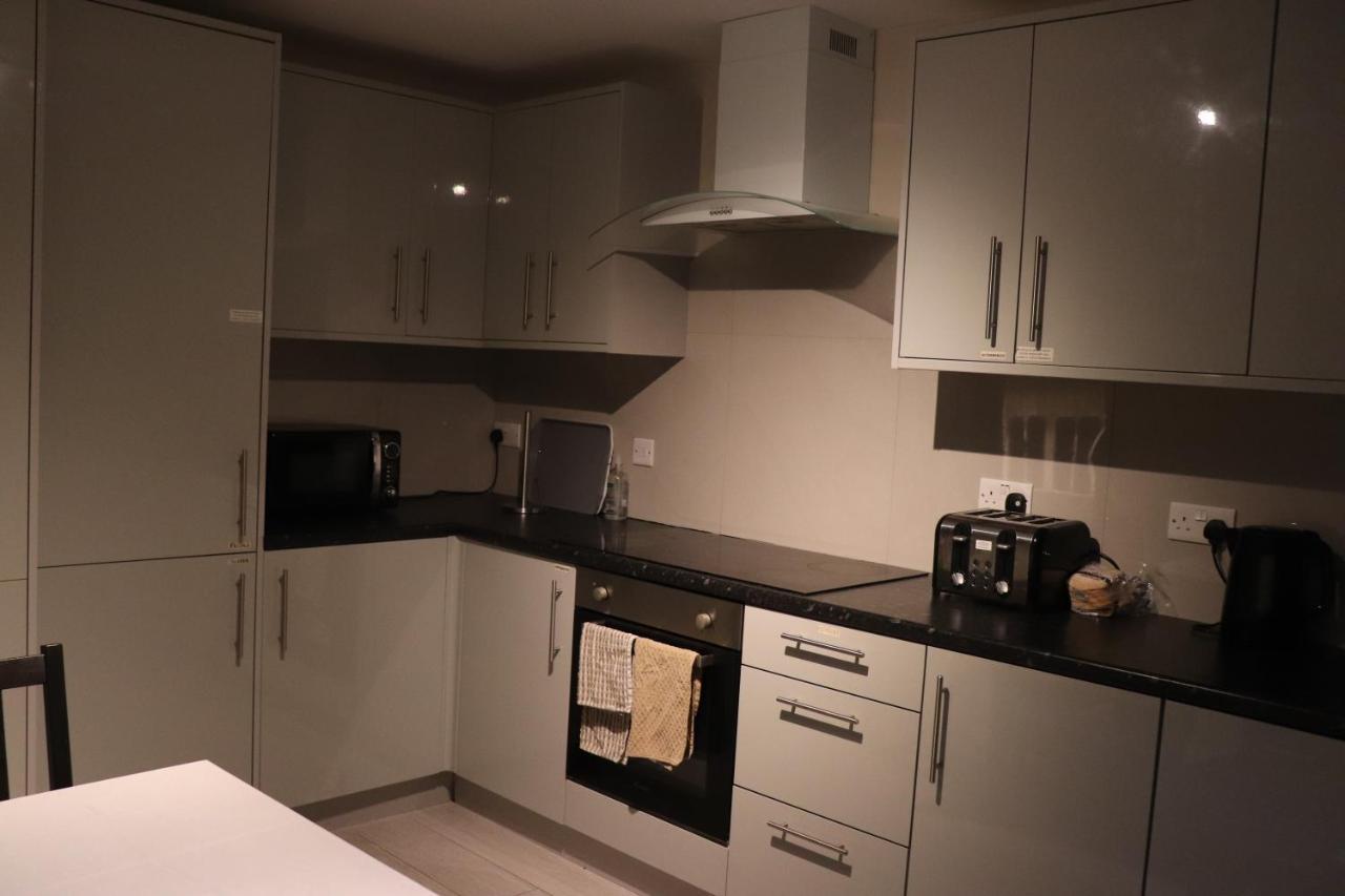 Dockside Lodge Liverpool Bagian luar foto