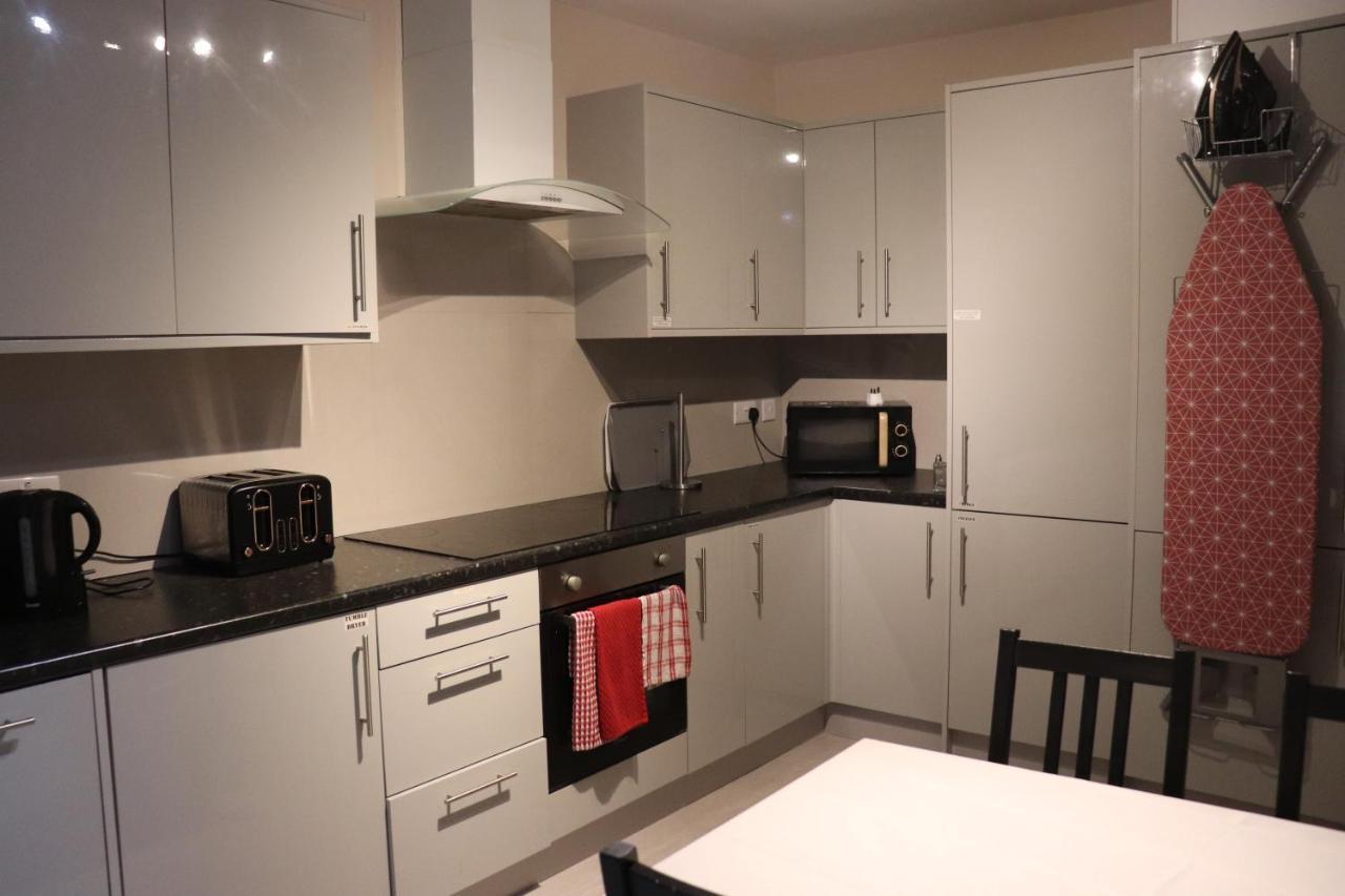 Dockside Lodge Liverpool Bagian luar foto