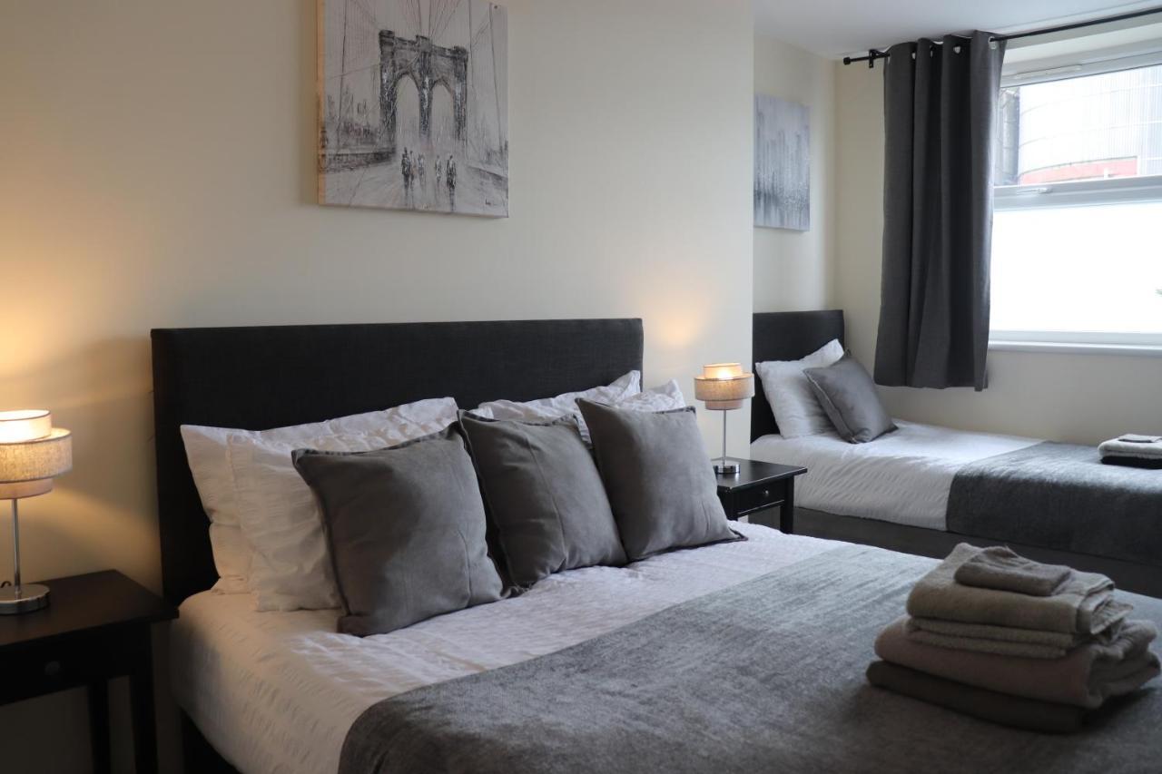 Dockside Lodge Liverpool Bagian luar foto