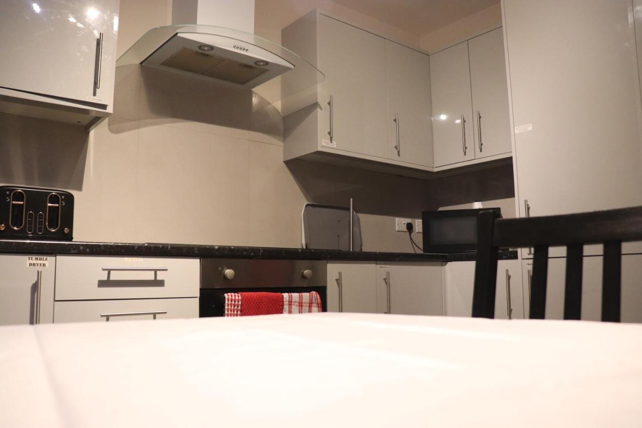 Dockside Lodge Liverpool Bagian luar foto