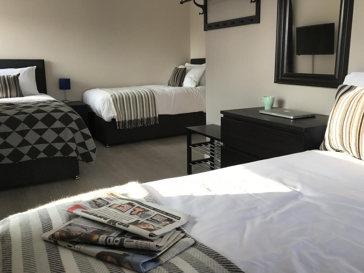 Dockside Lodge Liverpool Bagian luar foto