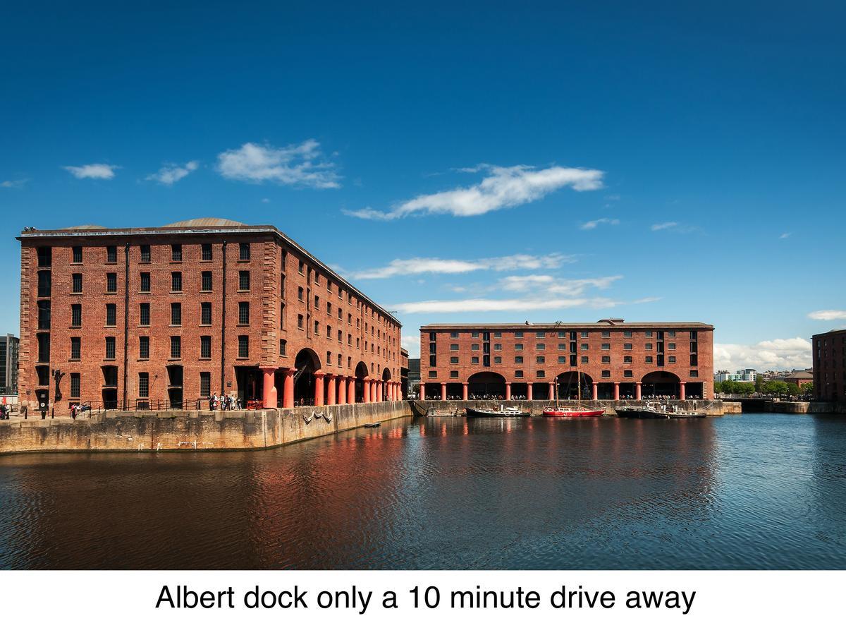 Dockside Lodge Liverpool Bagian luar foto
